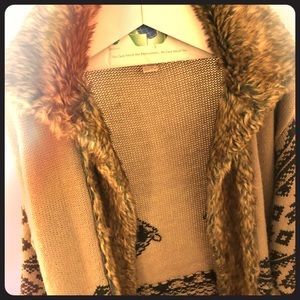 Love 21 Open Front Faux Fur Collar Sweater Aztec S